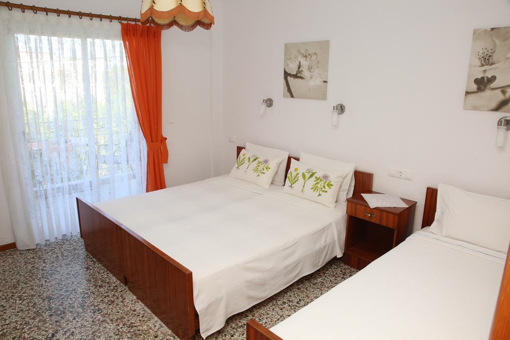 Kastoria Hotel Apartments Hanioti Room photo
